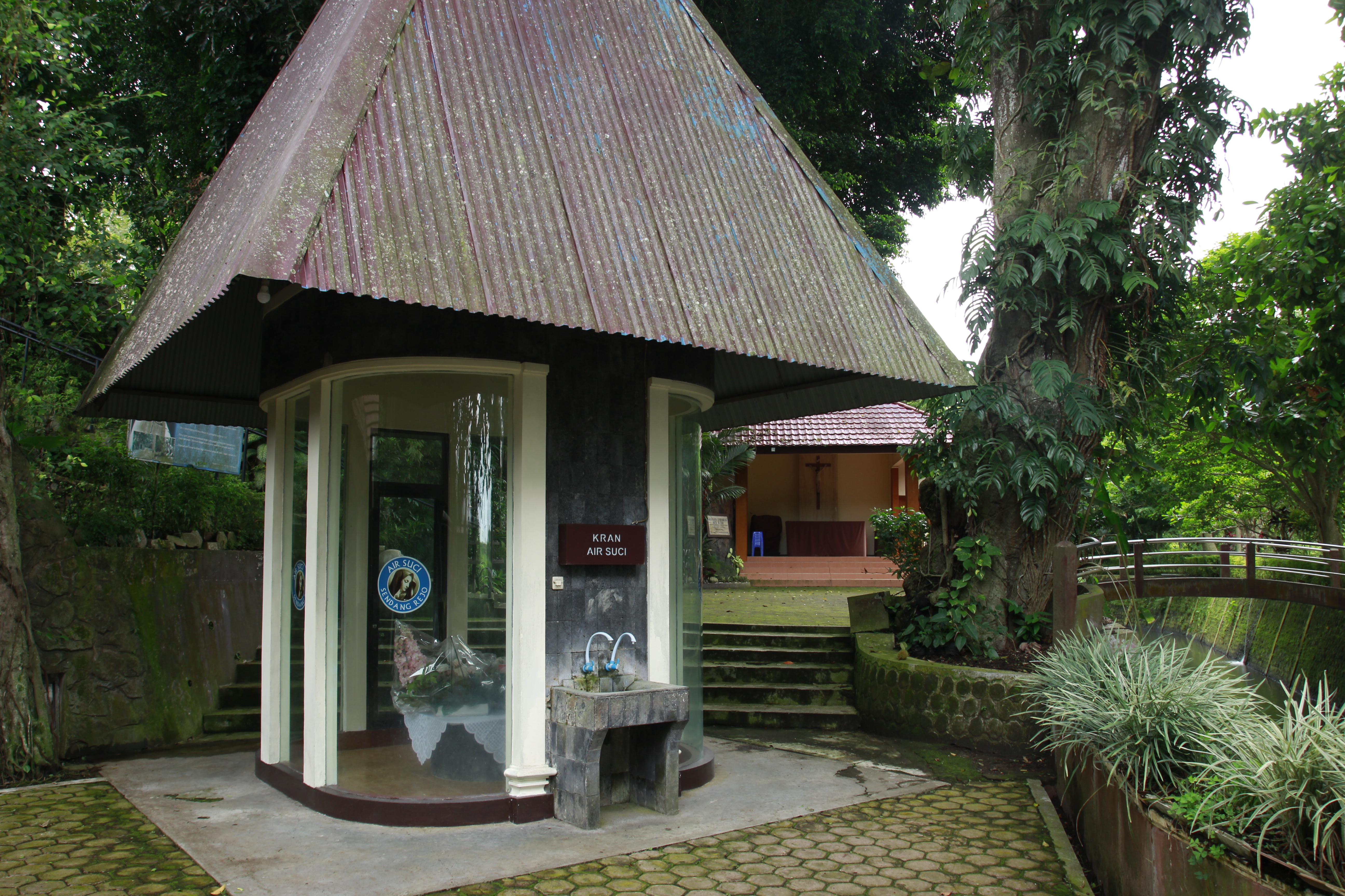 Pencarian lokasi Gua Maria di Ngadirejo